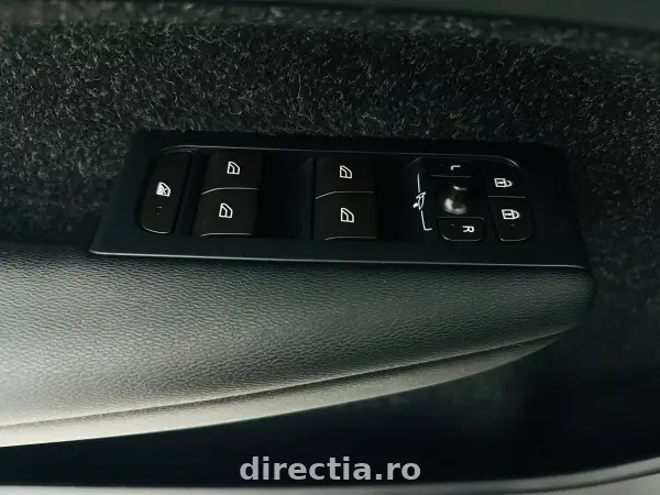 Poza anunț 13