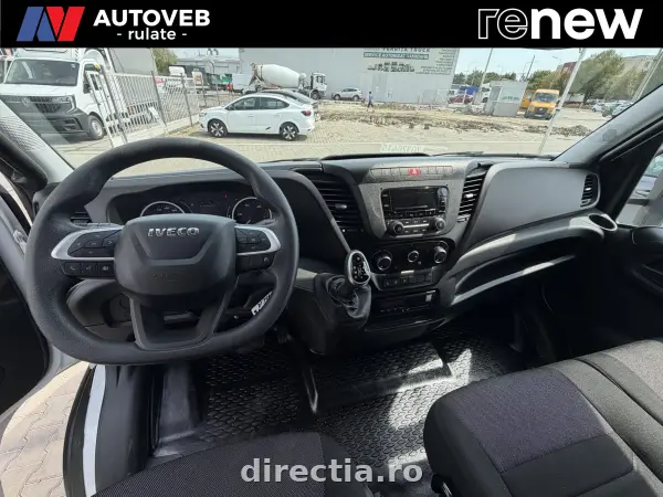 Poza anunț 11