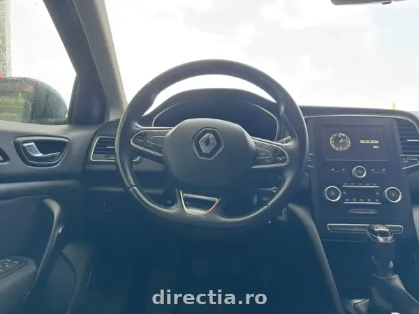 Poza anunț 12