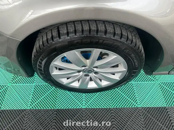Poza anunț 25