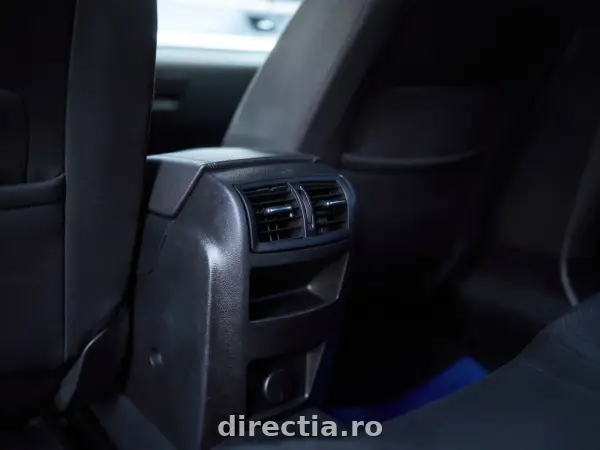 Poza anunț 28