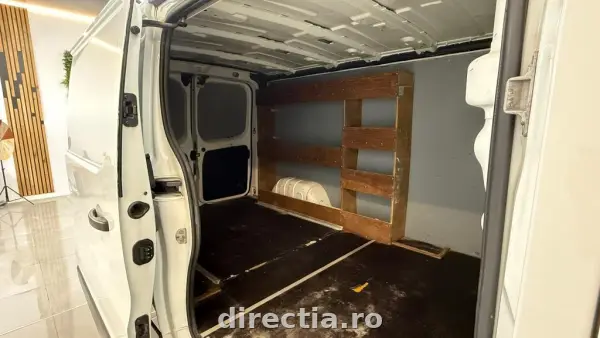 Poza anunț 11