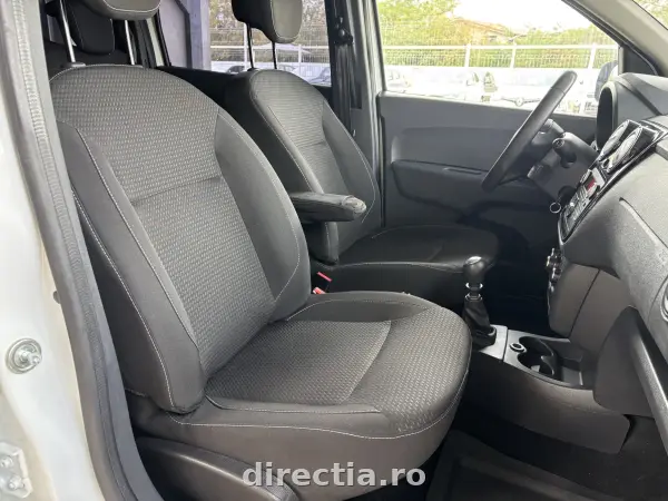 Poza anunț 28