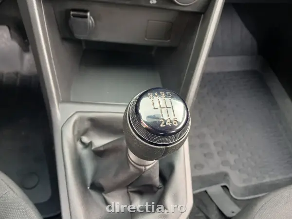 Poza anunț 14