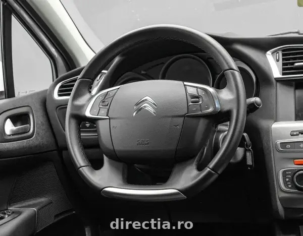 Poza anunț 8