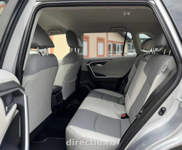 Poza anunț 18