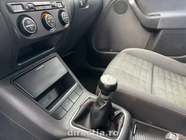 Poza anunț 17