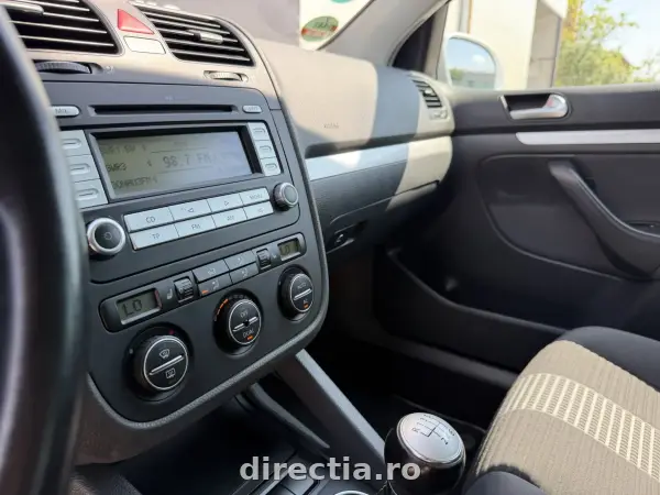 Poza anunț 18