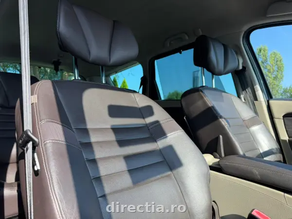 Poza anunț 12