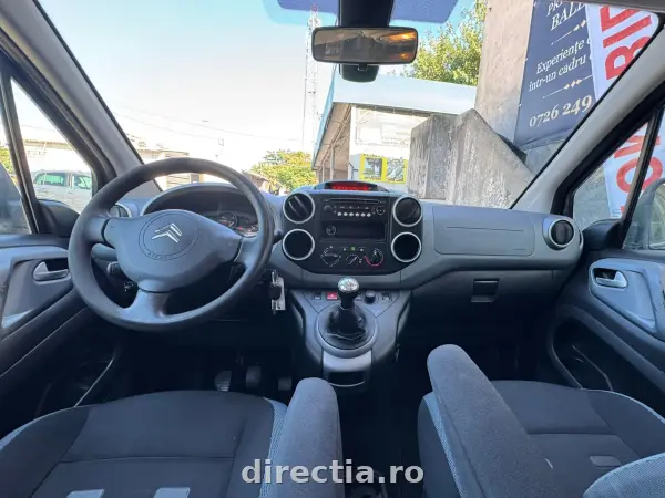 Poza anunț 13
