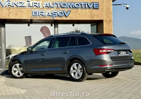 Poza anunț 10
