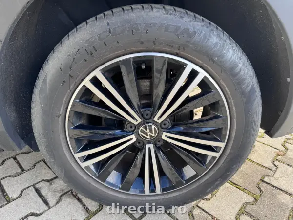 Poza anunț 14