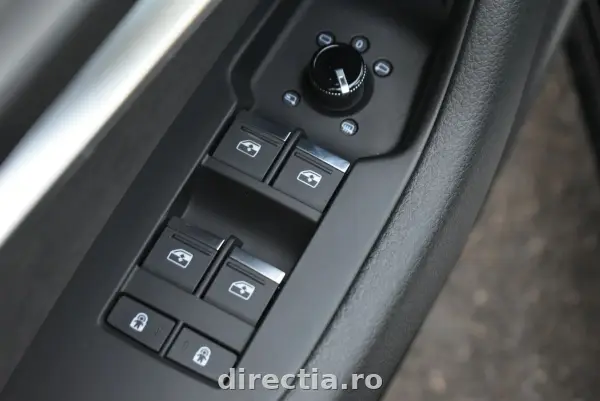 Poza anunț 13