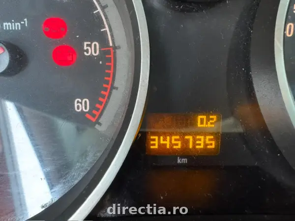 Poza anunț 12