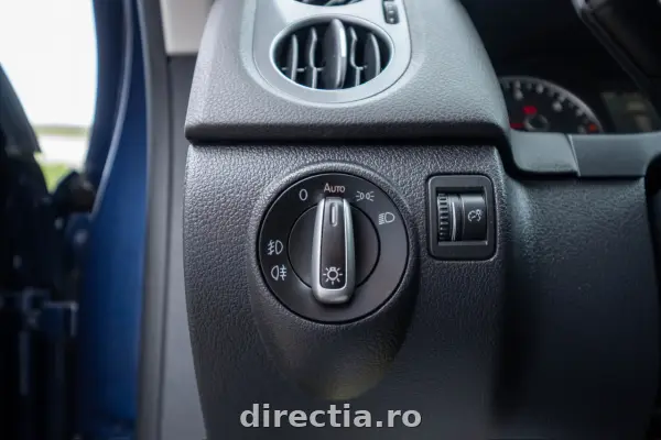 Poza anunț 12