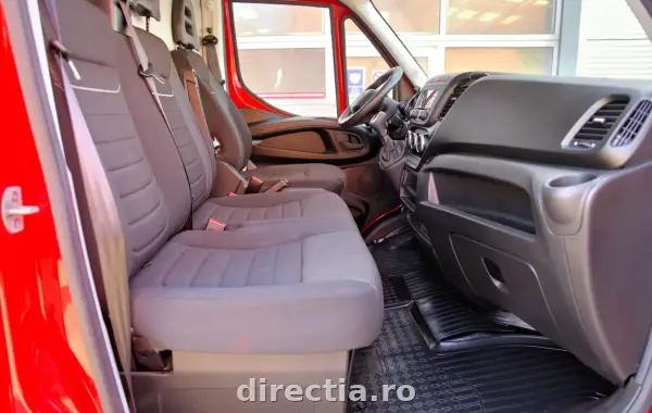 Poza anunț 12