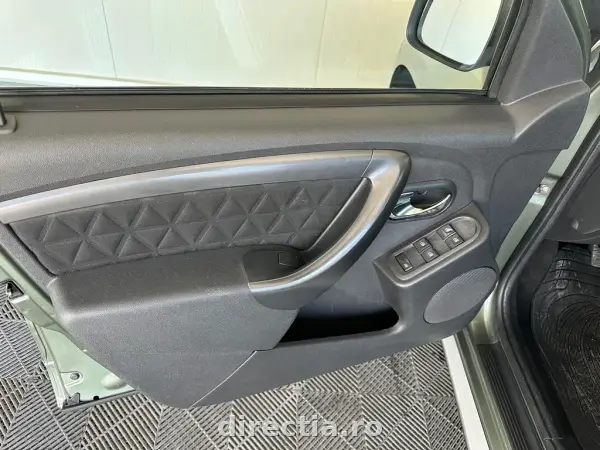 Poza anunț 14