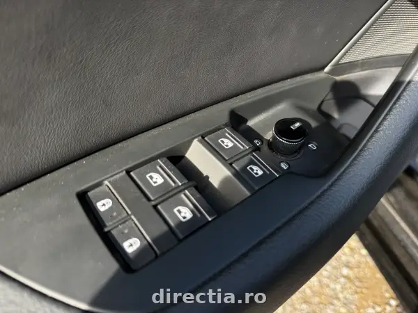 Poza anunț 13