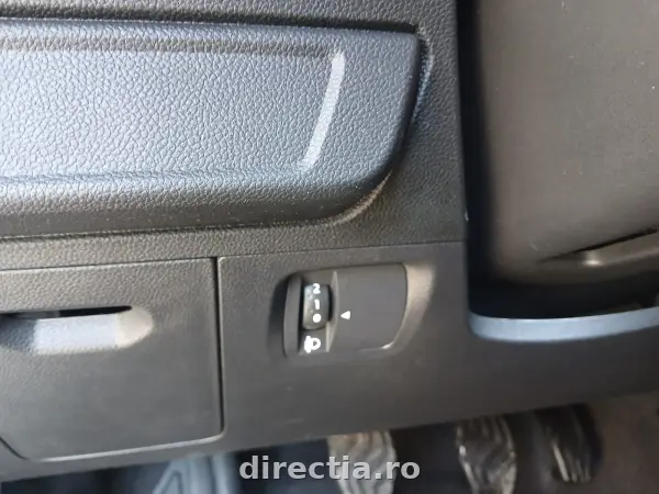 Poza anunț 12