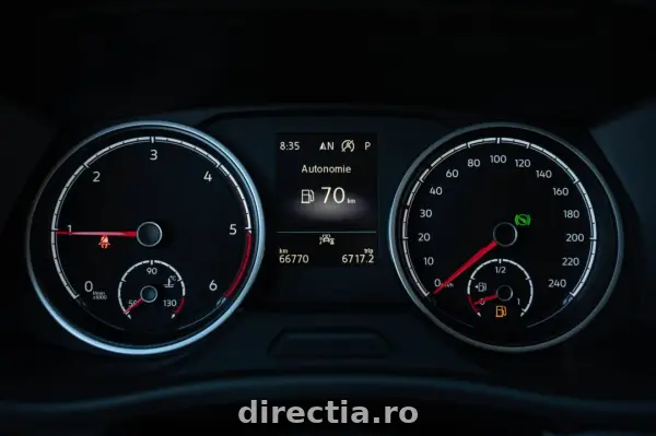 Poza anunț 26