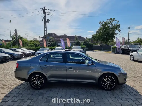 Poza anunț 25