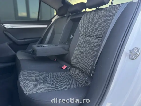 Poza anunț 23