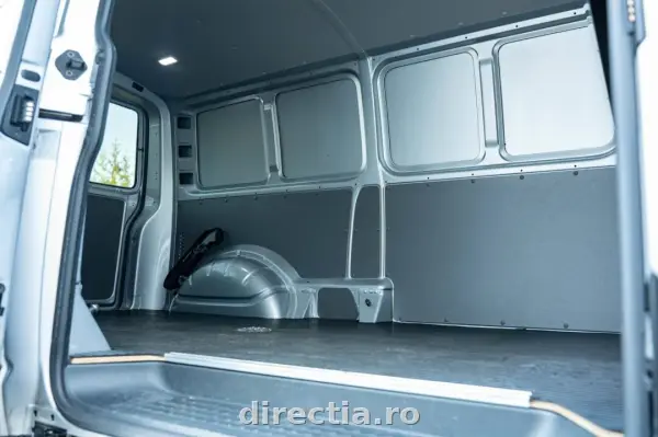 Poza anunț 26