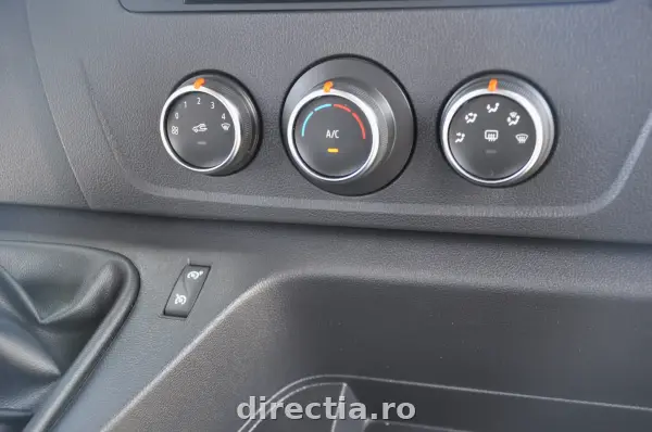 Poza anunț 18