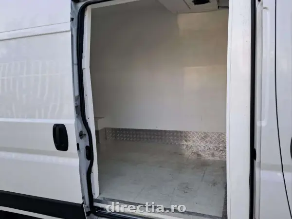 Poza anunț 10