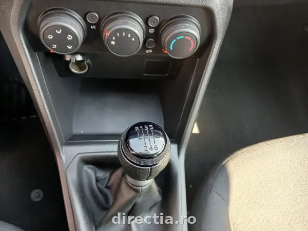 Poza anunț 13