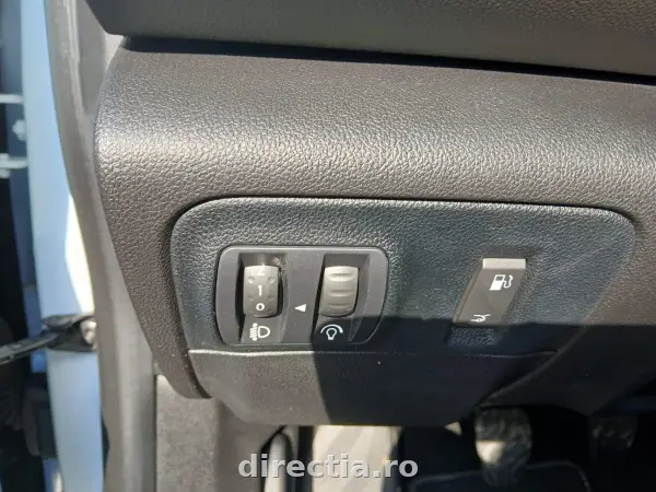Poza anunț 12