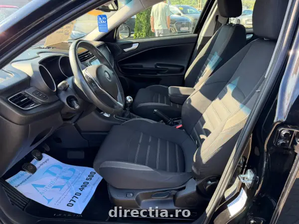 Poza anunț 12