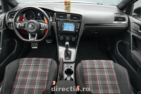 Poza anunț 32