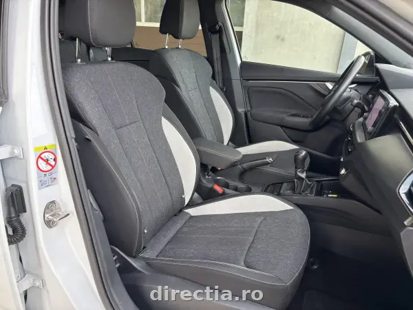 Poza anunț 32