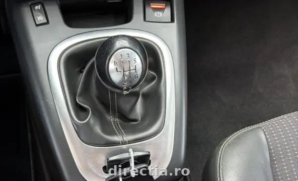 Poza anunț 12