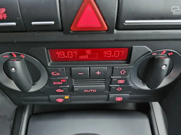 Poza anunț 13