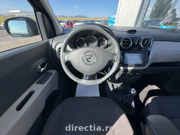 Poza anunț 25