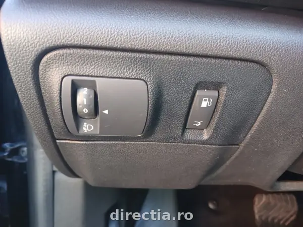 Poza anunț 12