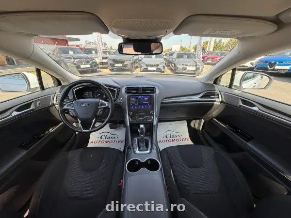 Ford Mondeo Hybrid Titanium 2.0 HEV eCVT (2022)