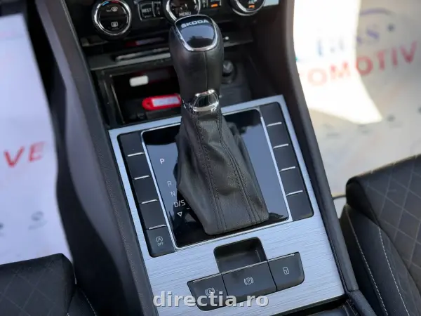 Poza anunț 12