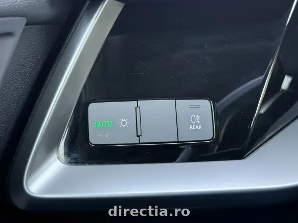 Poza anunț 12