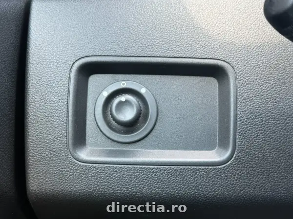 Poza anunț 12