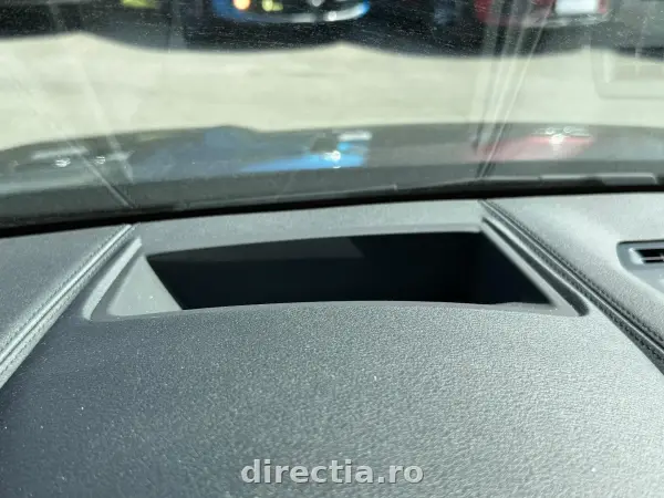 Poza anunț 12