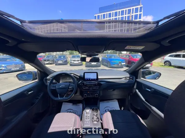 Ford Kuga 2.5 Duratec FHEV AWD ST Line X (2023)