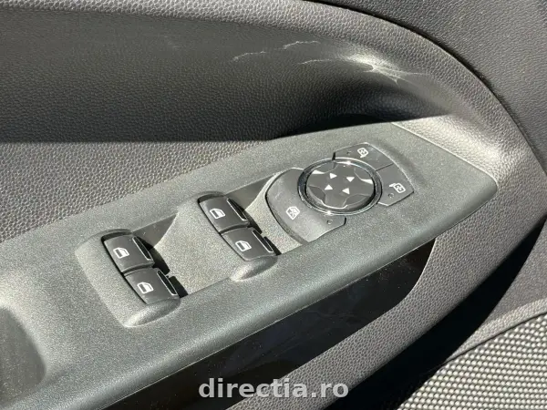 Poza anunț 13