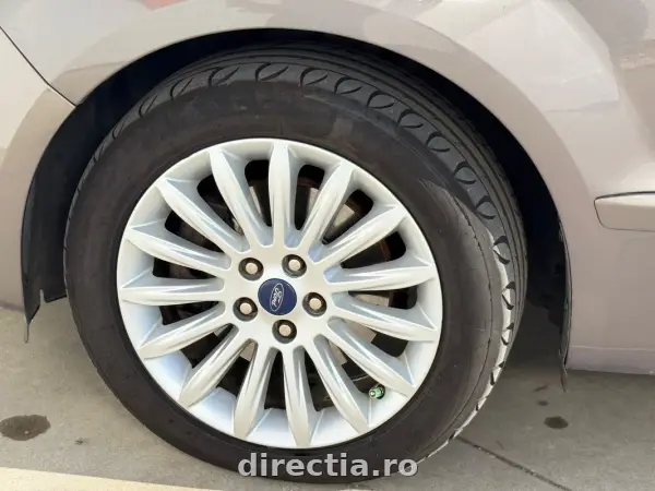 Poza anunț 18