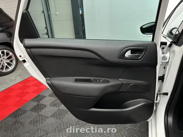 Poza anunț 24
