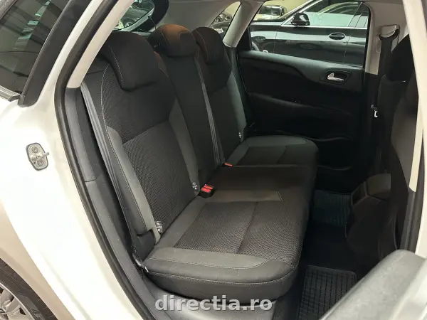 Poza anunț 25