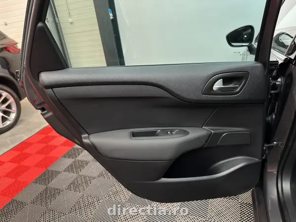 Poza anunț 24