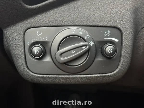 Poza anunț 28